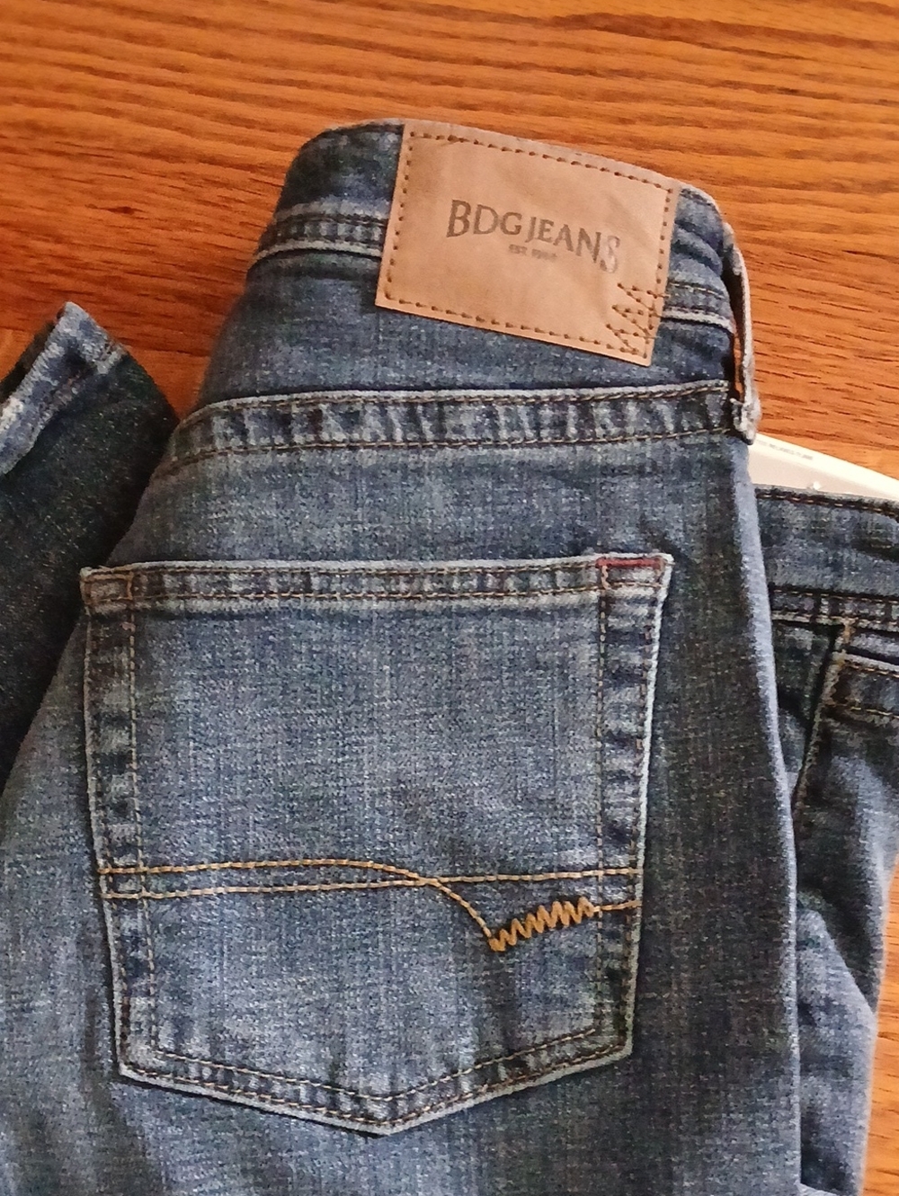 NWT BDG Teo Low-Rise Relaxed  Flare Leg Jeans Oxford Blue ■ Size 27 x 32 - Picture 6 of 15